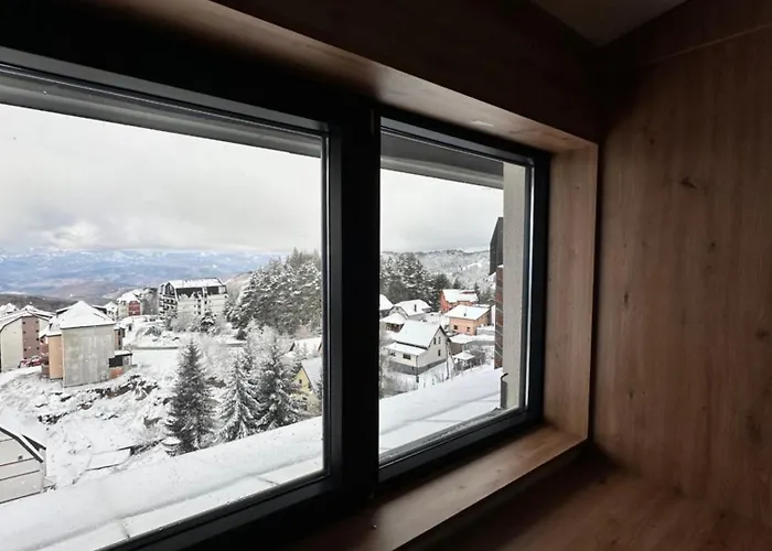 Monte - Ressidence Hill, *